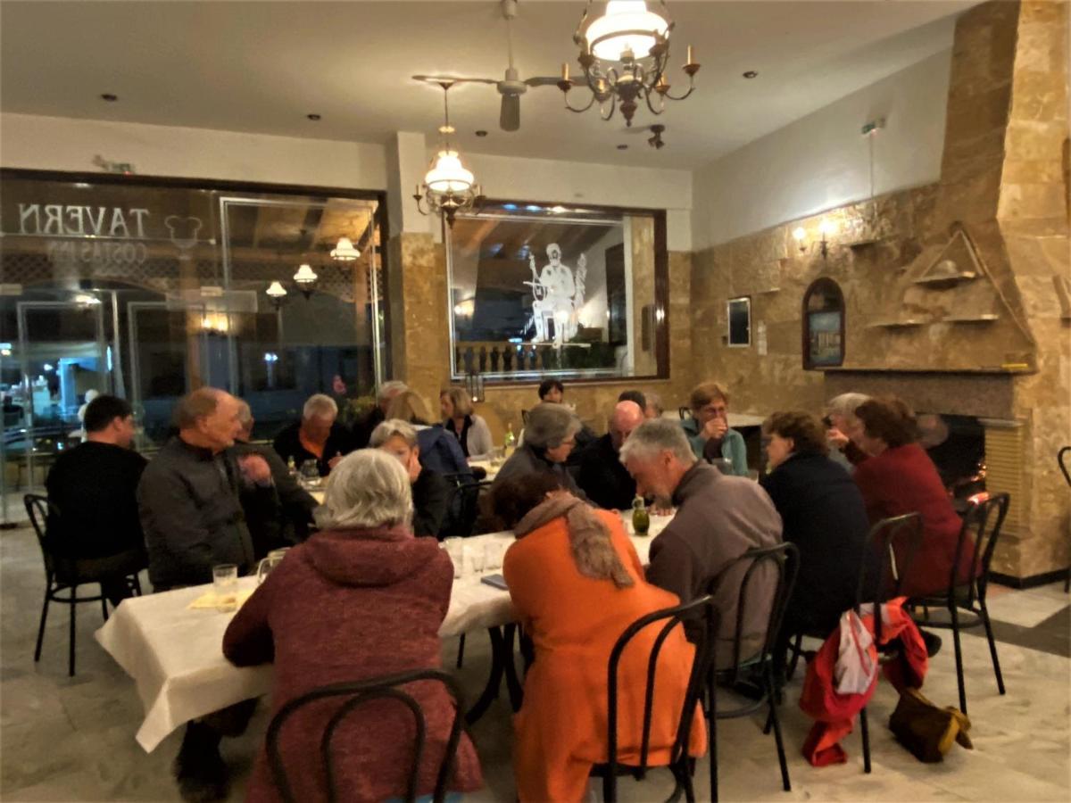 Costas Inn Spílion Buitenkant foto