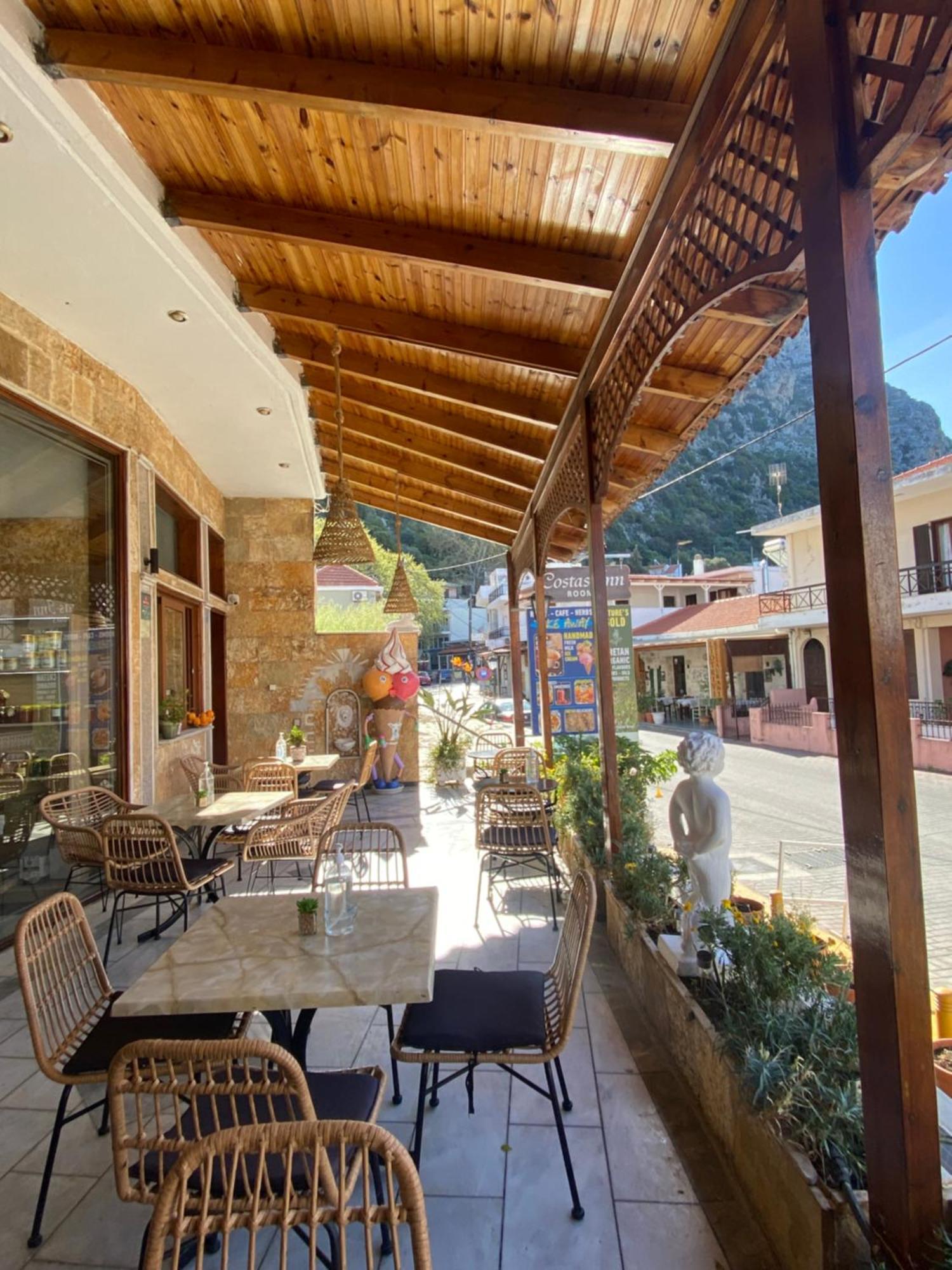 Costas Inn Spílion Buitenkant foto